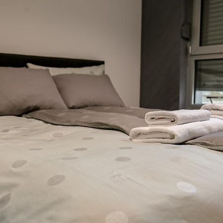 Miha Apartment Белград Екстериор снимка